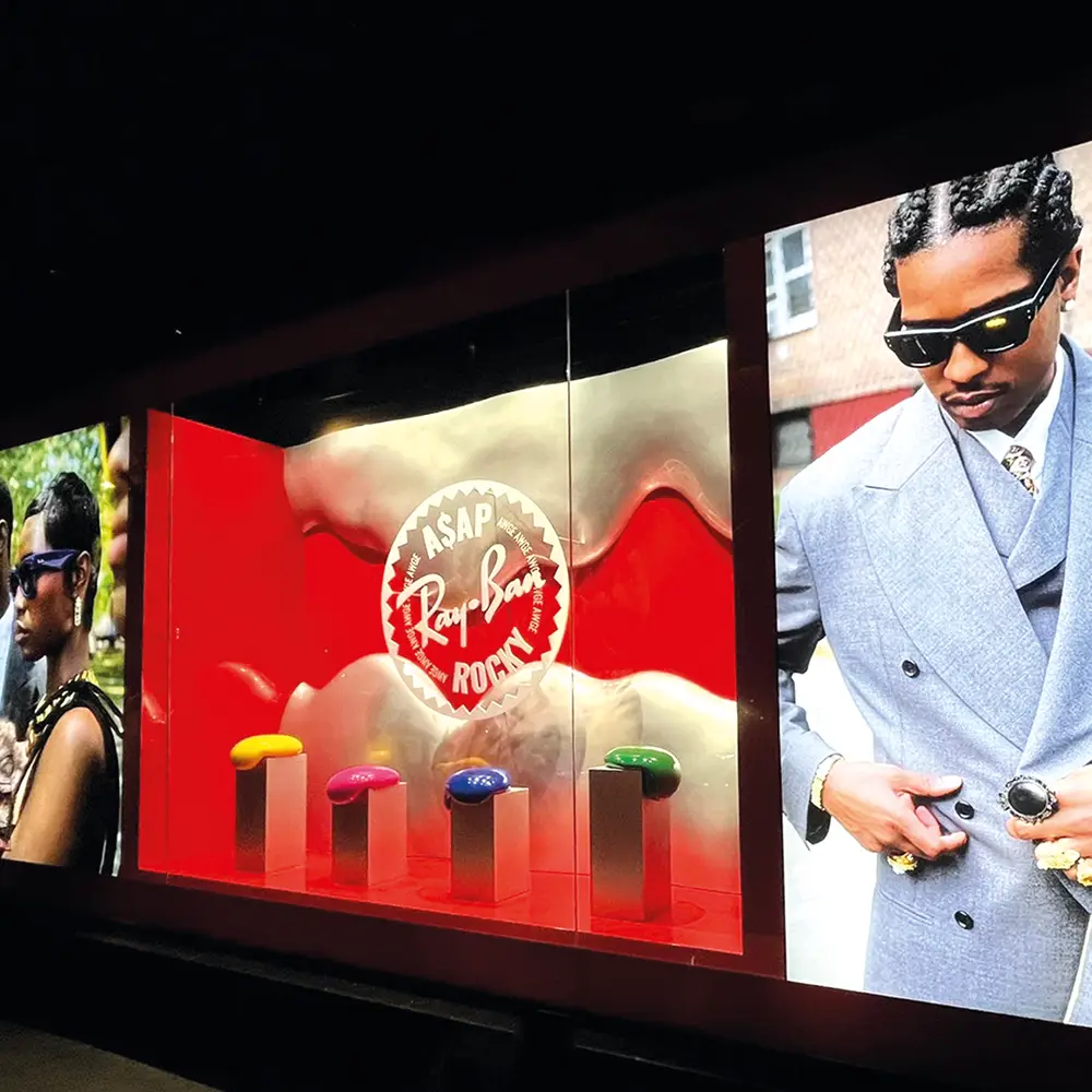 Ray-Ban window display - Seven Group